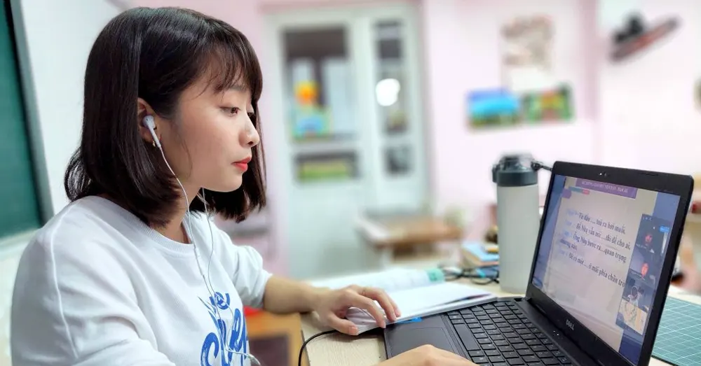 Để truy cập Zalo Mini App Giáo dục Linhna bạn vào Zalo, tại thanh tìm kiếm gõ Giáo dục Linhna
