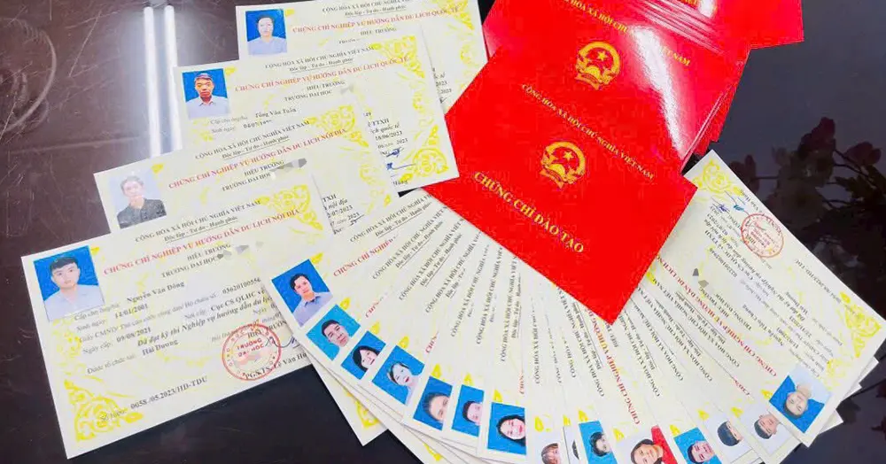 Chứng chỉ hướng dẫn du lịch quốc tế dùng để xin thẻ hướng dẫn viên du lịch quốc tế