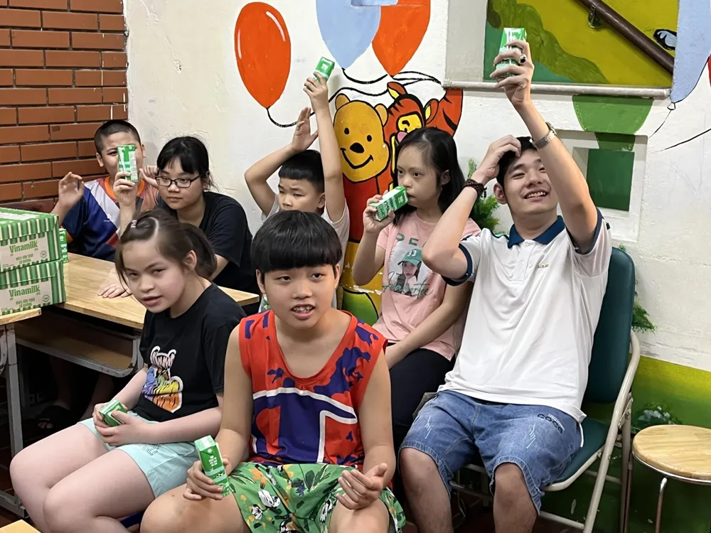 Giáo dục đặc biệt là hình thức giáo dục dành cho người học có nhu cầu hỗ trợ đặc thù
