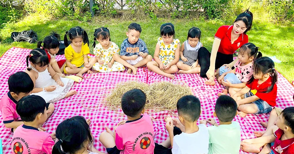 Học ngành Giáo dục học có làm giáo viên được không?