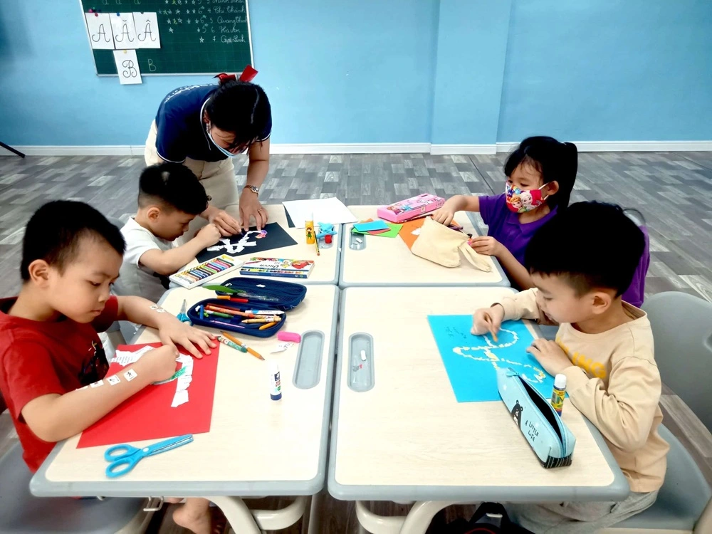 Dạy tiền tiểu học yêu cầu cần có bằng Cao đẳng/Đại học sư pham