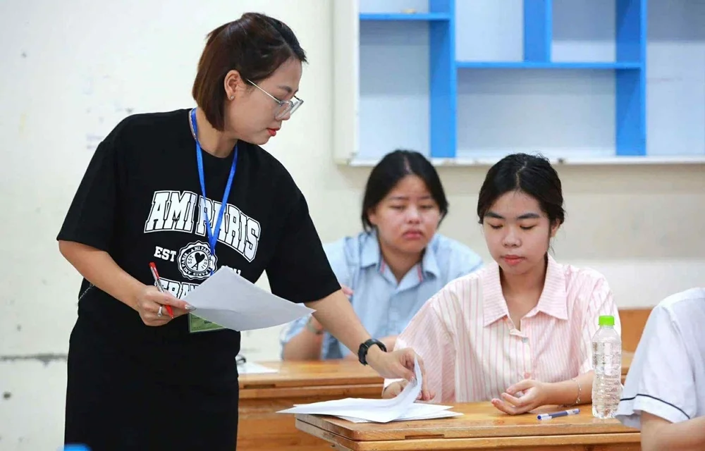 Cách tính lương giáo viên mới sẽ áp dụng hệ số lương đặc thù