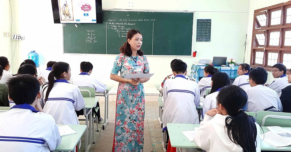 Lương giáo viên cấp 2 hiện nay bao nhiêu tiền?