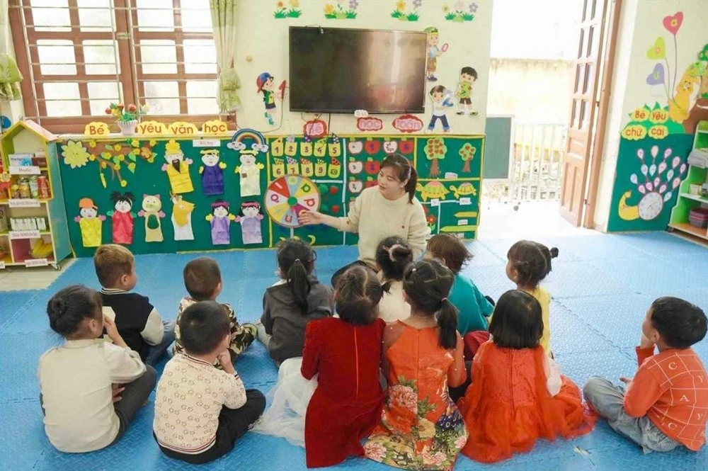 Lương giáo viên mầm non có sự tăng đáng kể so với trước đây