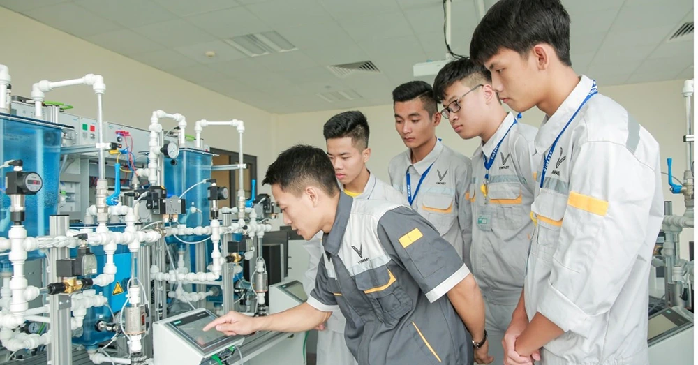 Top những công việc ổn định không cần bằng cấp