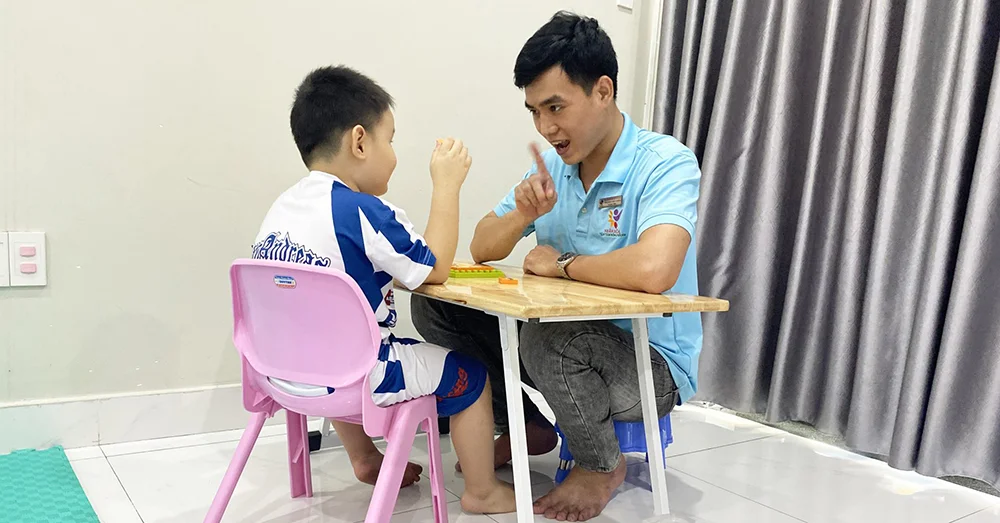 Học làm giáo viên dạy trẻ tự kỷ cần gì và bắt đầu từ đâu?